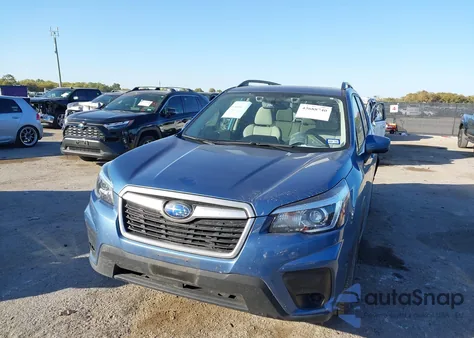 2020 Subaru Forester Premium из США, поврежденный, VIN JF2SKAJC8LH593454